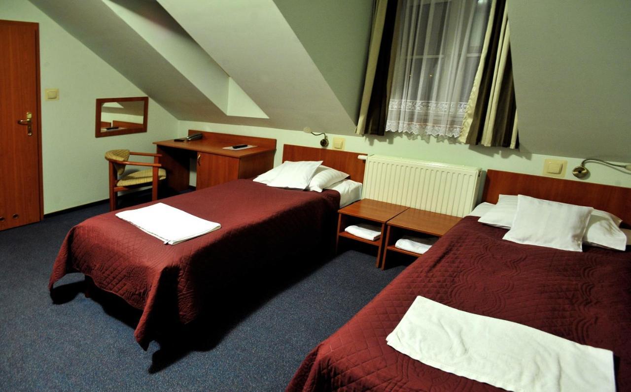 Hotel Zlote Deby Warszawa Eksteriør bilde