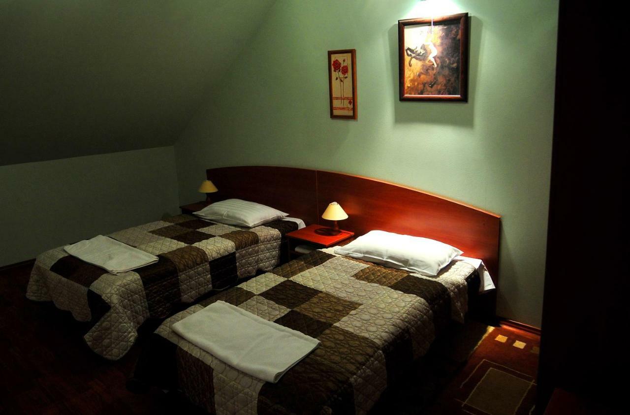 Hotel Zlote Deby Warszawa Eksteriør bilde