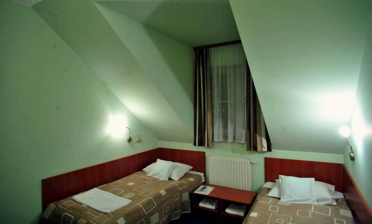 Hotel Zlote Deby Warszawa Eksteriør bilde