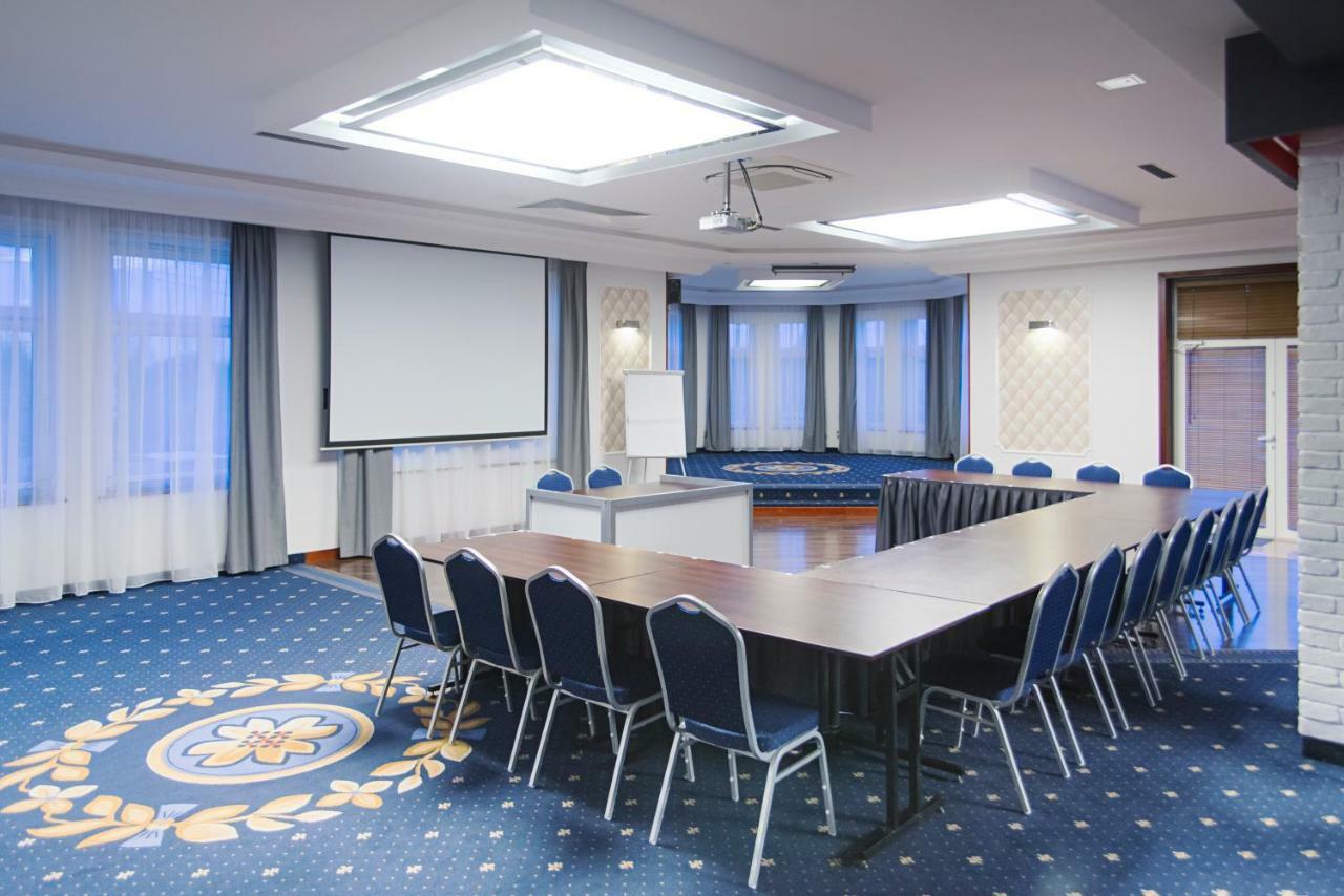 Hotel Zlote Deby Warszawa Eksteriør bilde